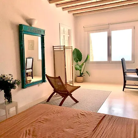 Magdalena Mykonos * Agios Ioannis Diakoftis