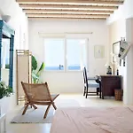 Magdalena Mykonos *