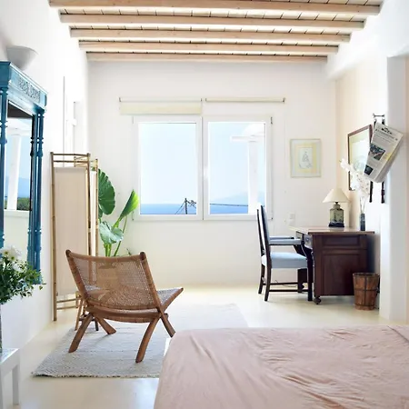 Magdalena Mykonos *